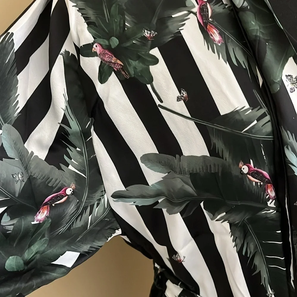 🆕 Plush Revolve Robe Women’s Black White Stripe Jungle Print Tropical XS